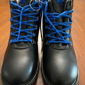 Brand New Men’s Penguin Boots sz 7